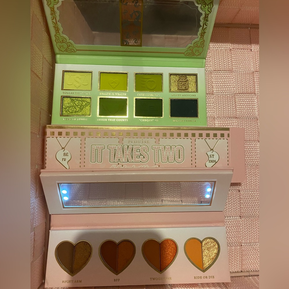 Plouise Makeup Bundle Brand New - Picture 2 of 2
